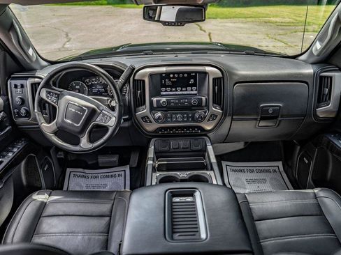 Used 2016 GMC Sierra 2500 Denali w/ Duramax Plus Package AWD/4WD image 23
