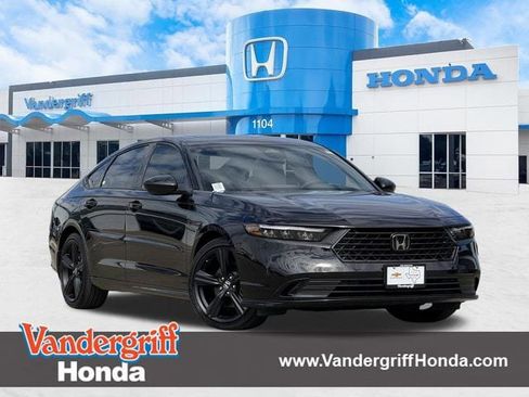 Used 2024 Honda Accord Sport image 1