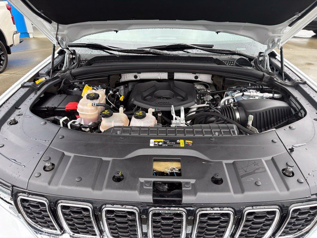 Used 2024 Jeep Grand Cherokee Limited 4xe AWD/4WD image 27