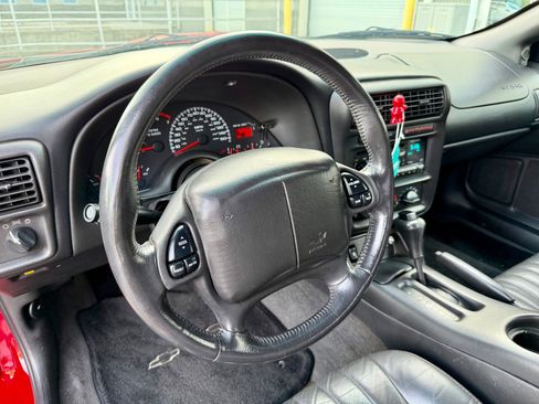 Used 2000 Chevrolet Camaro Z28 w/ SS Performance/Appearance Pkg image 54