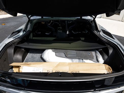 Used 2015 Chevrolet Corvette Z06 w/ 2LZ Preferred Equipment Group image 34