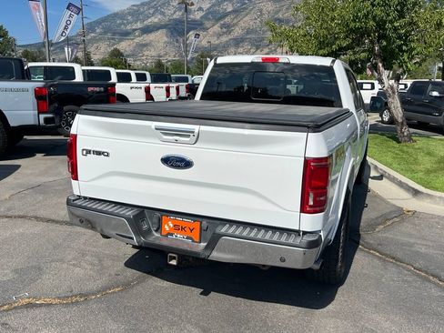 Used 2015 Ford F150 Lariat w/ Equipment Group 502A Luxury AWD/4WD image 9