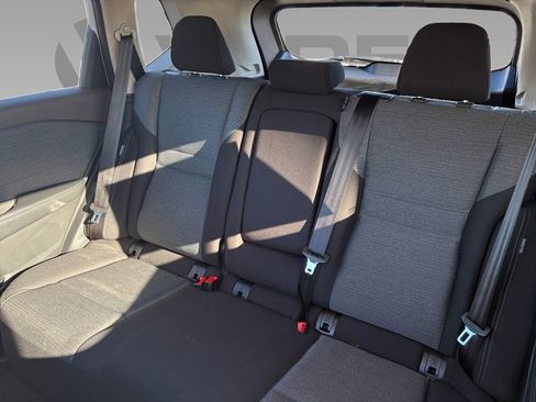 Used 2023 Nissan Rogue SV image 4