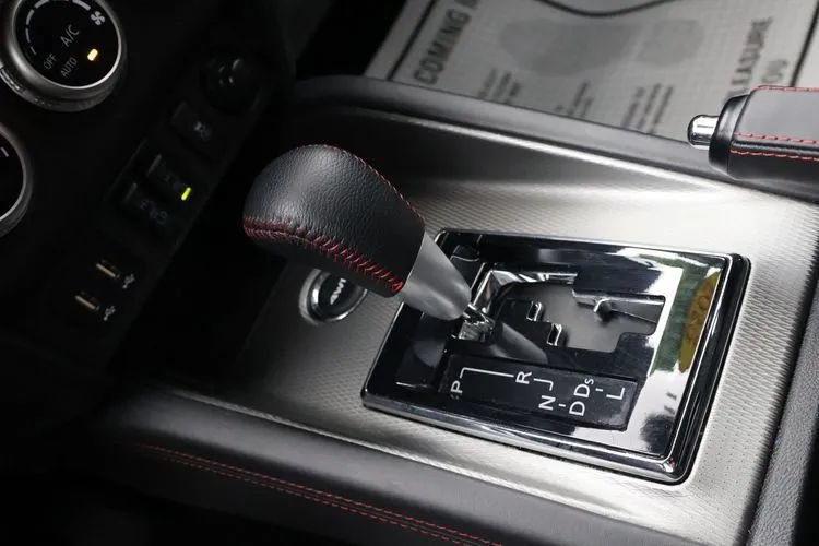Used 2025 Mitsubishi Outlander Sport LE AWD/4WD image 35
