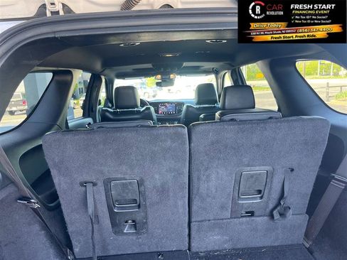 Used 2024 Dodge Durango GT RWD image 9