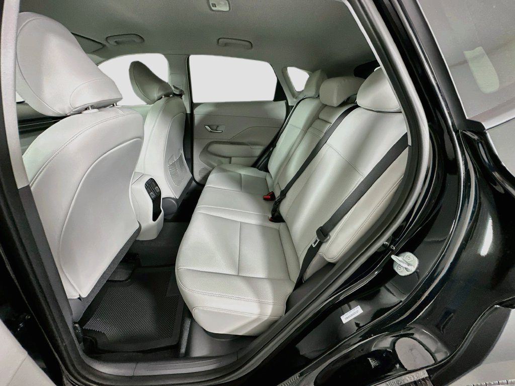 New 2027 Hyundai Kona SEL Premium FWD image 16