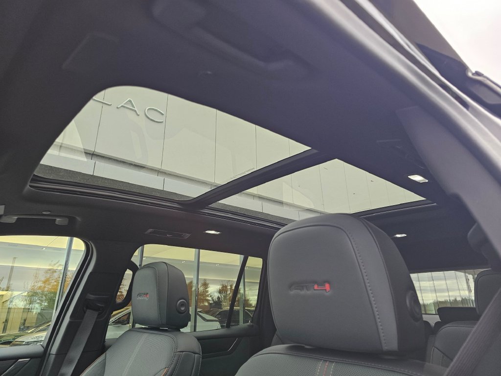 Used 2024 GMC Acadia AT4 w/ Luxury Package AWD/4WD image 25