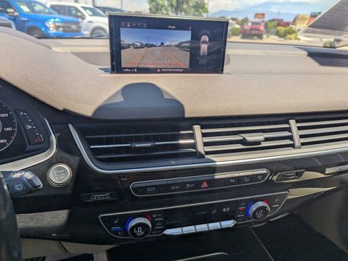 Used 2017 Audi Q7 3.0T Prestige AWD/4WD image 19