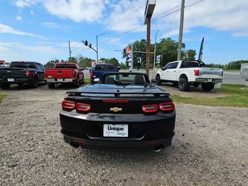 Used 2023 Chevrolet Camaro LT image 6