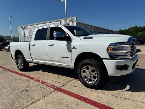 Used 2024 RAM 2500 Laramie AWD/4WD image 1