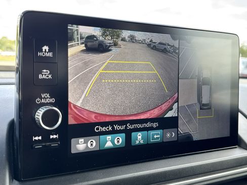 Used 2025 Honda Pilot Black Edition image 14