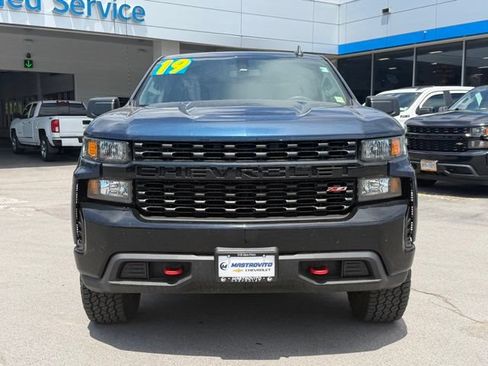 Used 2019 Chevrolet Silverado 1500 Custom Trail Boss w/ Custom Convenience Package AWD/4WD image 3