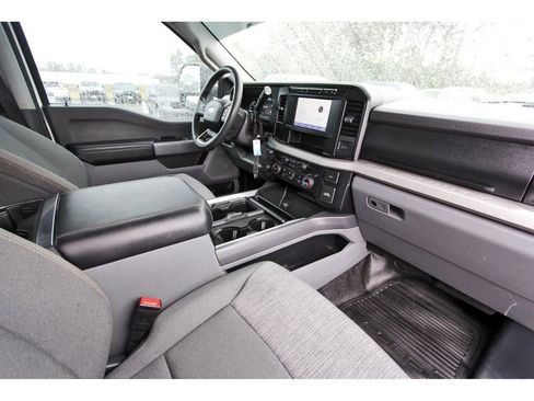 Used 2024 Ford F350 XLT w/ FX4 Off-Road Package image 30