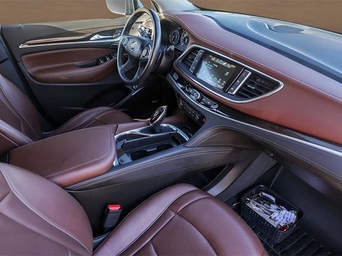 Used 2018 Buick Enclave Avenir w/ Avenir Technology Package image 32