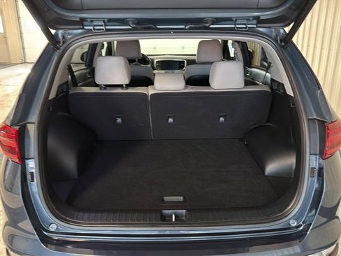 Used 2022 Kia Sportage EX image 9