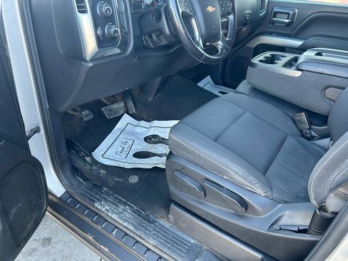 Used 2019 Chevrolet Silverado 1500 LT image 10