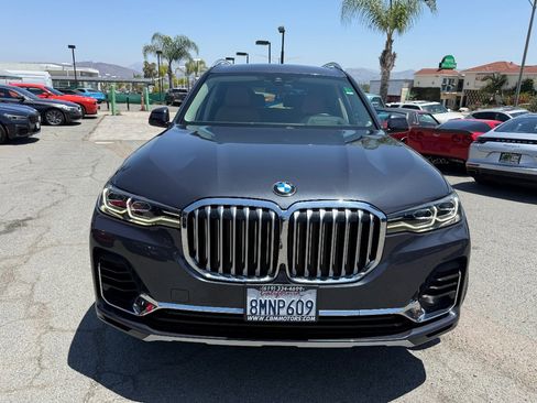 Used 2020 BMW X7 xDrive40i w/ Premium Package AWD/4WD image 4