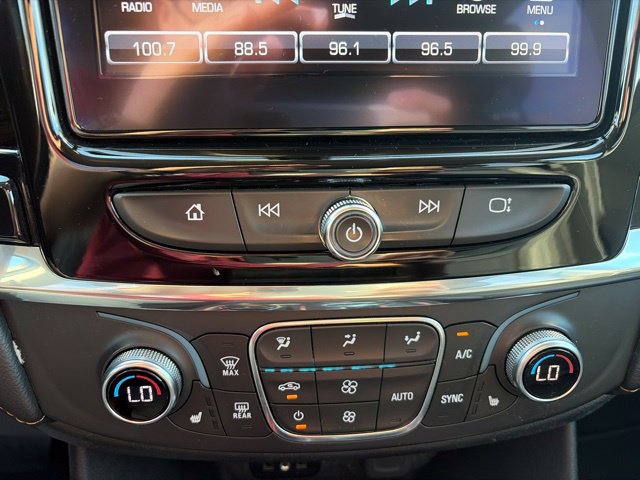 Used 2019 Chevrolet Traverse LT FWD image 38