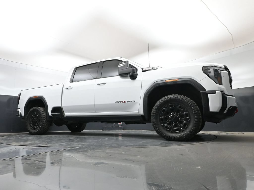 Used 2024 GMC Sierra 2500 AT4 w/ AT4 Premium Plus Package AWD/4WD image 59