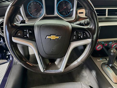 Used 2015 Chevrolet Camaro LT RWD image 12
