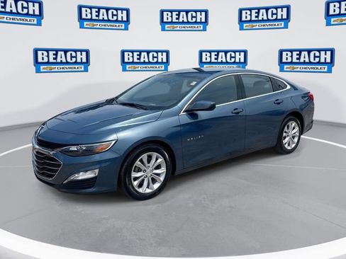 Used 2025 Chevrolet Malibu LT FWD image 1