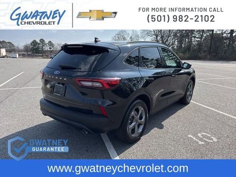 Used 2025 Ford Escape ST-Line image 5