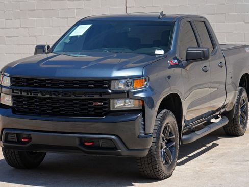 Used 2019 Chevrolet Silverado 1500 Custom Trail Boss w/ Custom Convenience Package AWD/4WD image 40