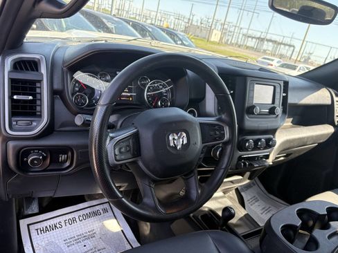 Used 2023 RAM 2500 Tradesman w/ Chrome Appearance Group image 22