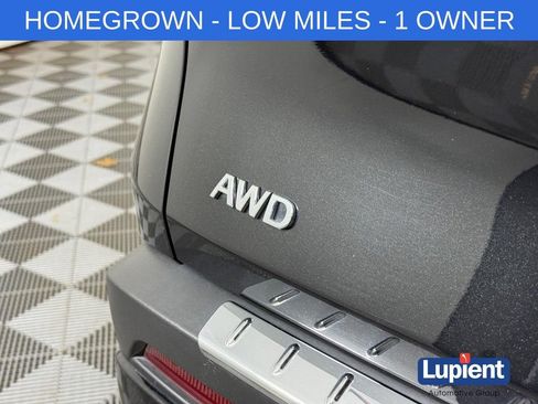 Certified 2023 INFINITI QX60 Luxe w/ Cargo Package AWD/4WD image 7