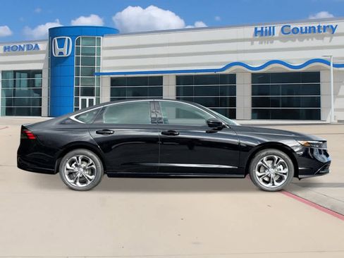 New 2026 Honda Accord EX-L image 6