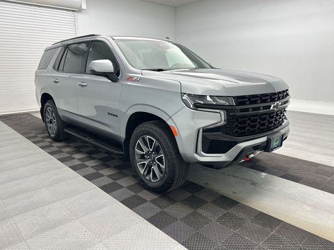 Certified 2023 Chevrolet Tahoe Z71 w/ Luxury Package AWD/4WD image 7