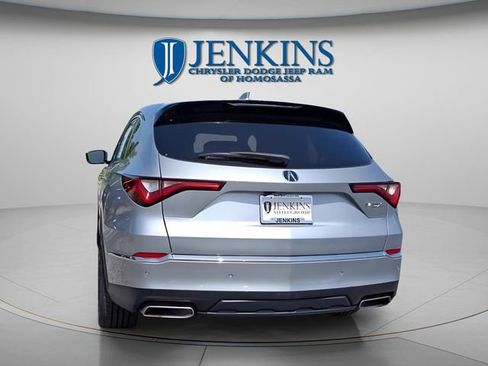 Used 2023 Acura MDX FWD w/ Technology Package image 5