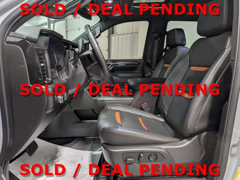 Used 2025 GMC Sierra 3500 AT4 image 17