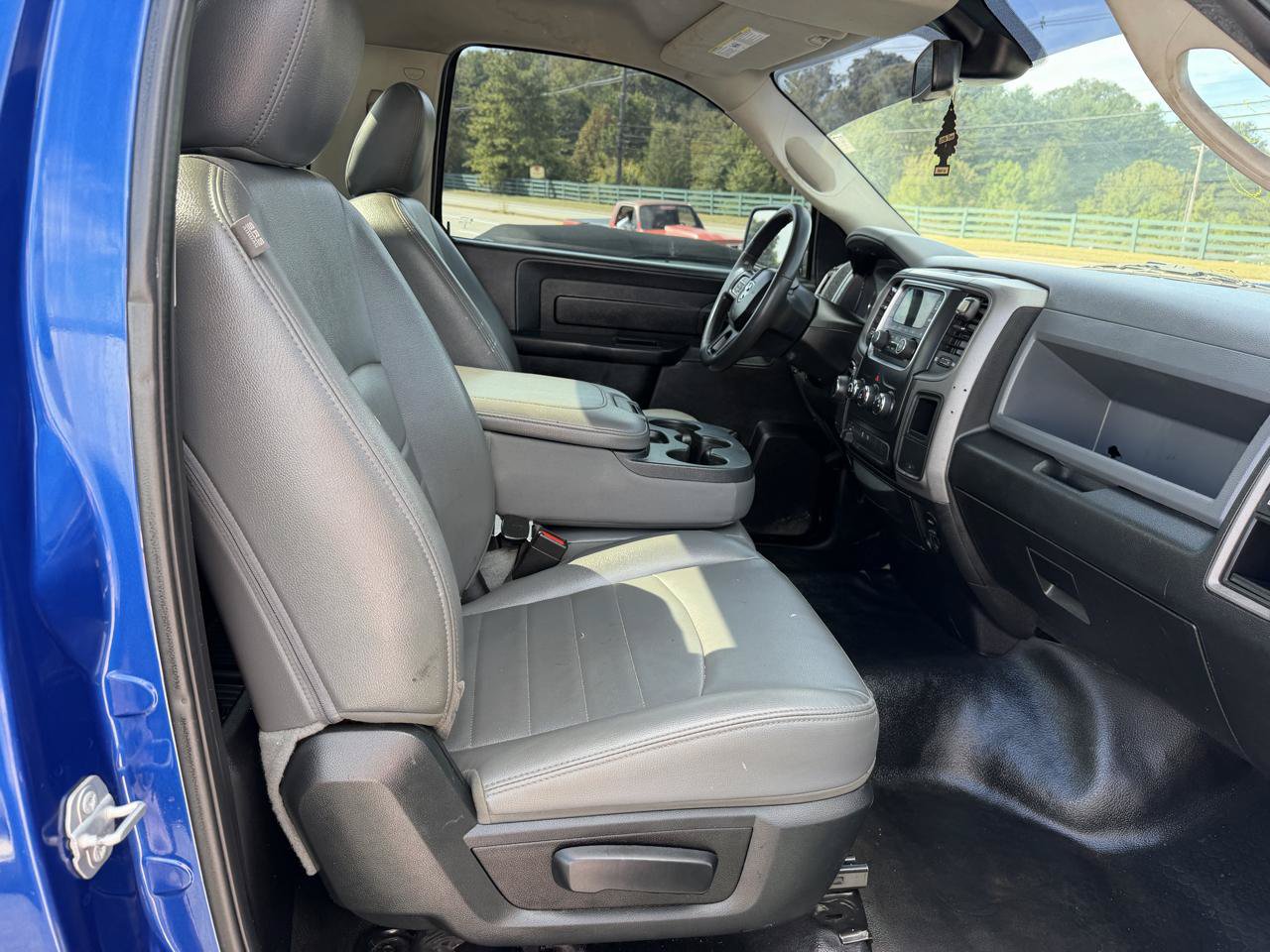 Used 2019 RAM 1500 Tradesman RWD image 11