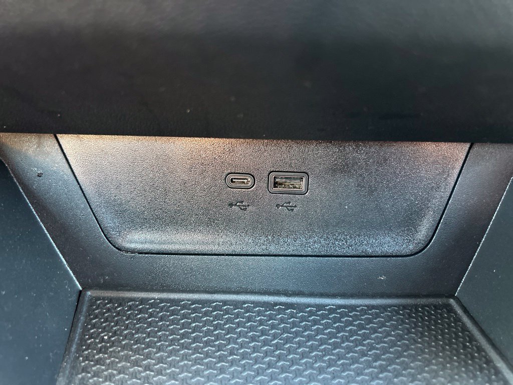 Used 2026 Chevrolet Equinox LT AWD/4WD image 31