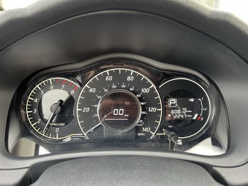 Used 2017 Nissan Versa Note SV FWD image 17