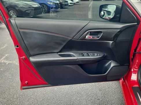 Used 2017 Honda Accord Sport Special Edition image 14