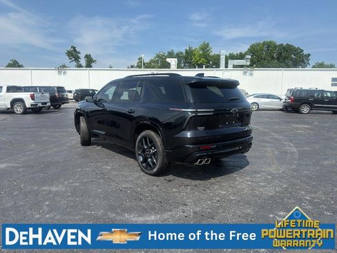 Used 2025 Chevrolet Traverse RS w/ LPO, Floor Liner Package AWD/4WD image 4