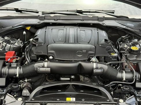 Used 2018 Jaguar XE S AWD/4WD image 60