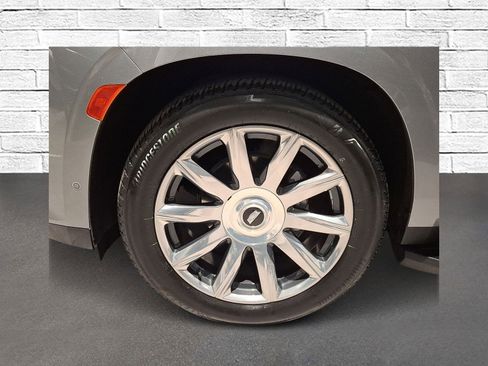 Used 2023 Cadillac Escalade Premium Luxury Platinum AWD/4WD image 7