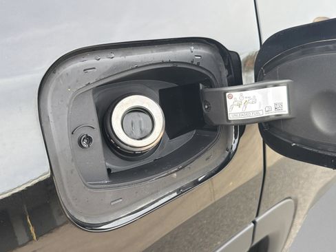 New 2026 Jeep Compass Latitude image 24