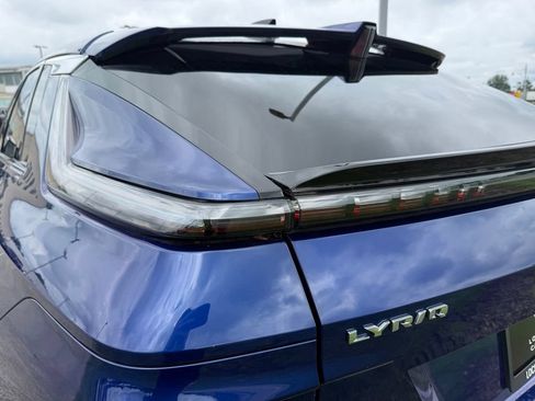 Certified 2024 Cadillac Lyriq Luxury w/ Nappa Leather Package AWD/4WD image 10