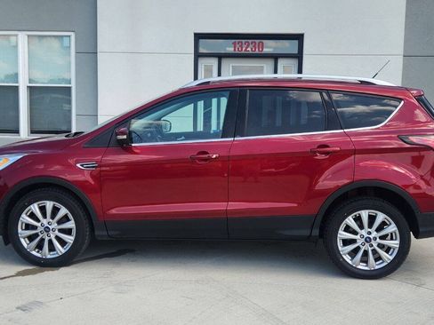 Used 2017 Ford Escape Titanium w/ Equipment Group 301A AWD/4WD image 3