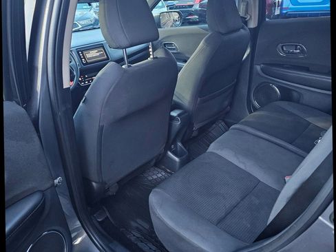 Used 2021 Honda HR-V EX image 7