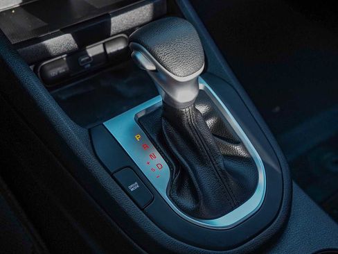 Used 2022 Kia Forte LXS w/ LXS Technology Package image 20