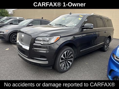 Certified 2023 Lincoln Navigator L Reserve AWD/4WD image 2