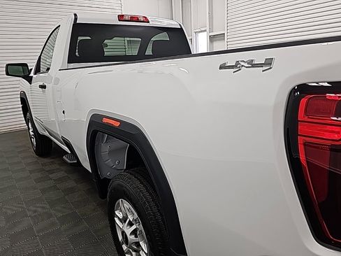 New 2025 GMC Sierra 2500 Pro image 6