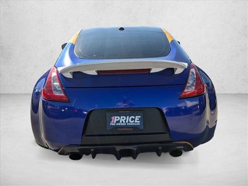 Used 2009 Nissan 370Z Touring w/ Sport Pkg image 7