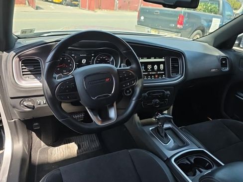 Used 2020 Dodge Charger Scat Pack RWD image 15