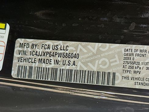 Used 2023 Jeep Wrangler Sahara image 12